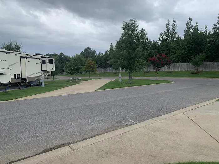 EZ Daze RV Park Picture 10