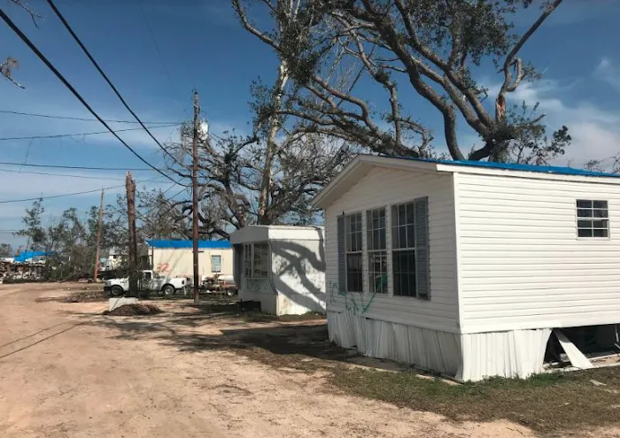 Oak Grove Panama City Mobile Home Park Picture 4