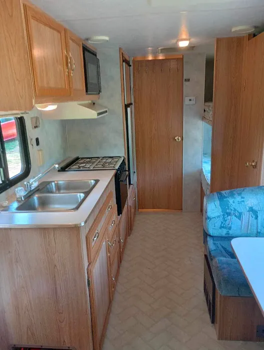 Ray's UpNorth Camping Picture 3