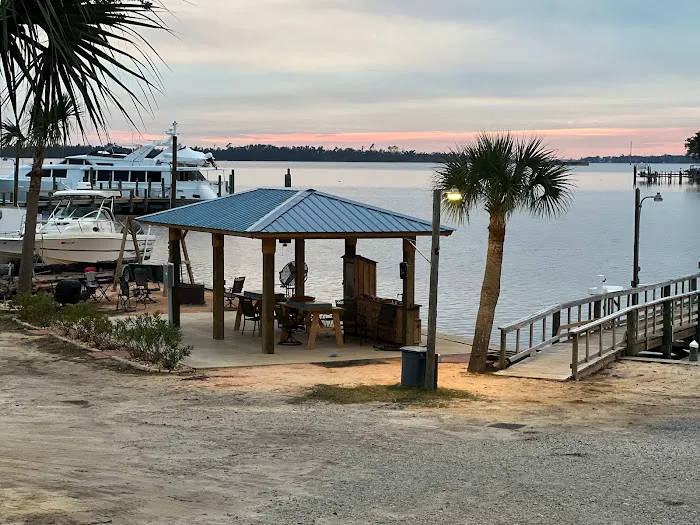 Nautical Point RV Park Picture 4