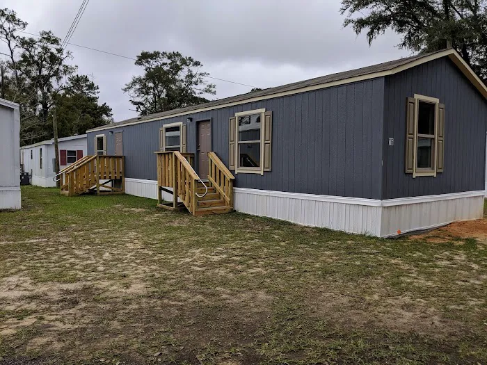 Orange Park Mobile Home Community Picture 10