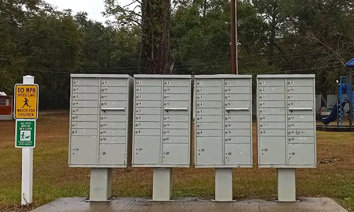 Orange Park Mobile Home Community Picture 6