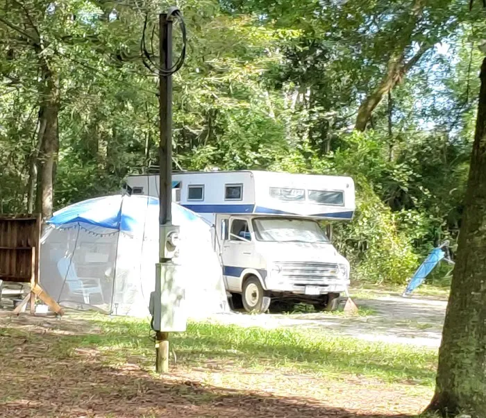 Tallahassee Oakwoods Mobile Home & RV Park Picture 2