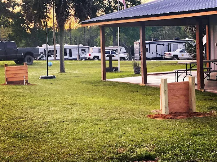 Just Loafin RV Park Picture 8