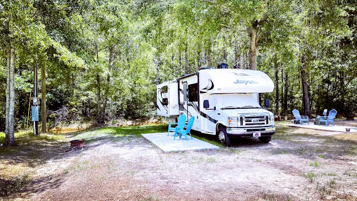 Just Loafin RV Park Picture 7