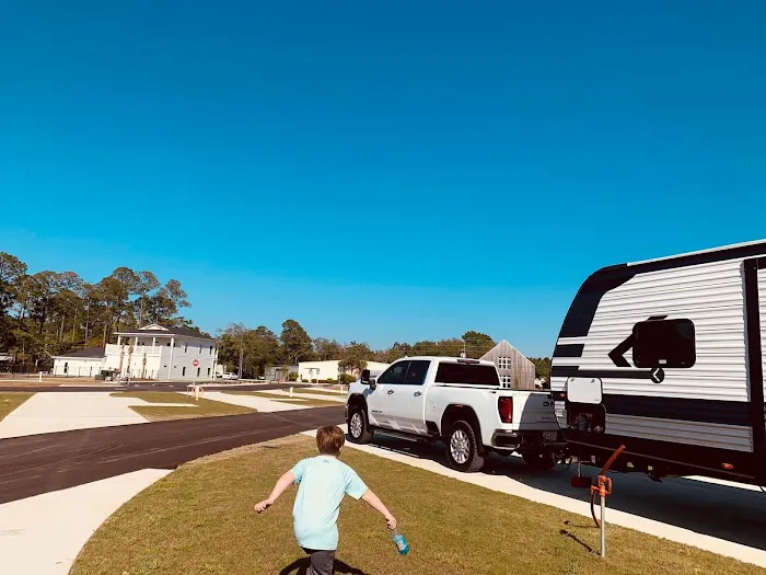 30A Luxury RV Resort Picture 9