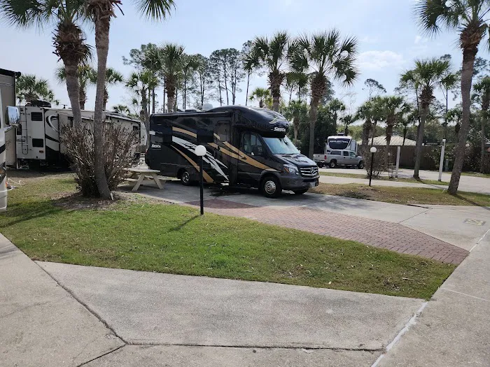 Emerald Coast RV Resort Picture 2