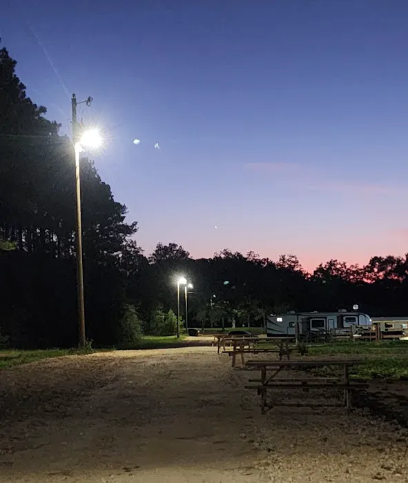 DJ's Peanut Patch RV Park Picture 8