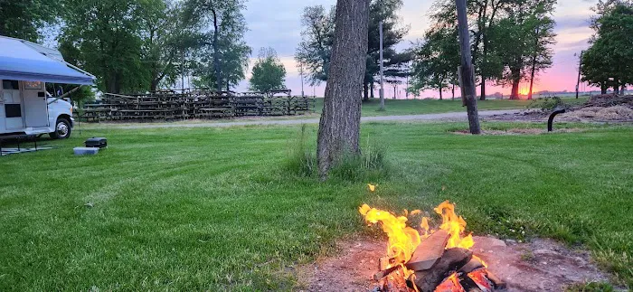 Section 600 Camping Picture 4