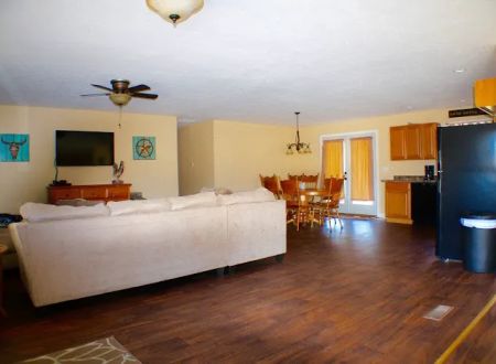 Off The Trail Vacation Rentals & Campground
