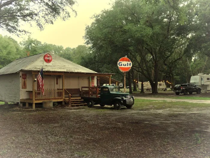 Rustic Oaks RV Park, LLC Picture 1