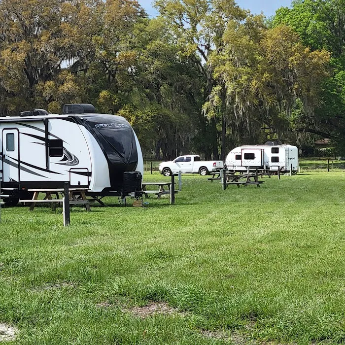 Red Rooster RV Park Picture 10