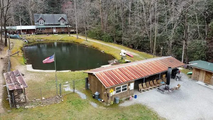 Tumbling Waters Campground and Trout Pond Picture 3