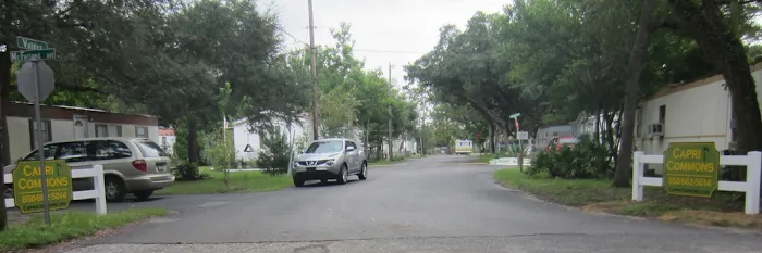 Capri Commons Mobile Home Park Picture 4
