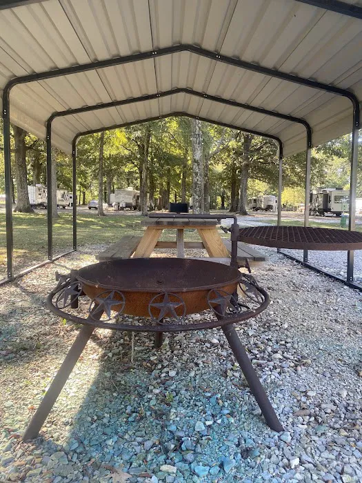 Lucky Camper & RV (Formerly Perkins RV Park) Picture 9
