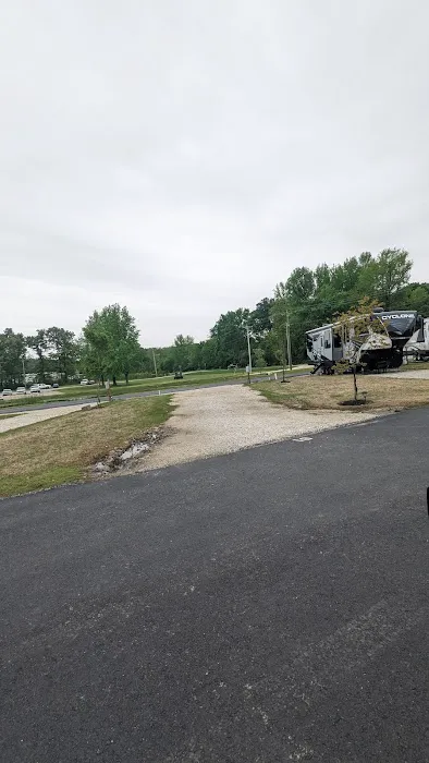 Southside RV Park Picture 9