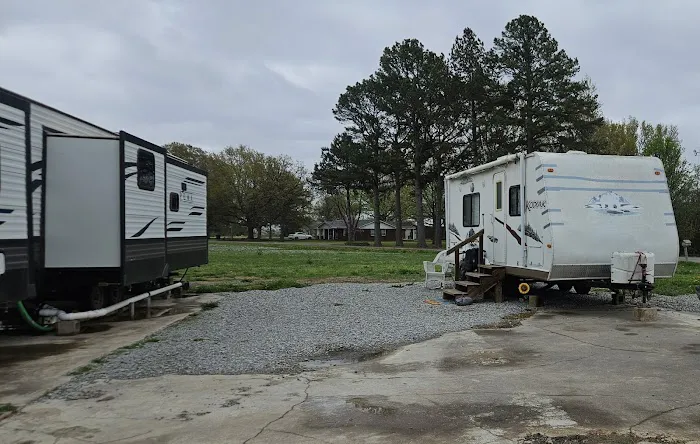 Weiner RV Park Picture 2