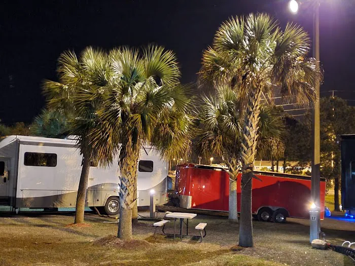 A Stone's Throw RV Park Picture 5