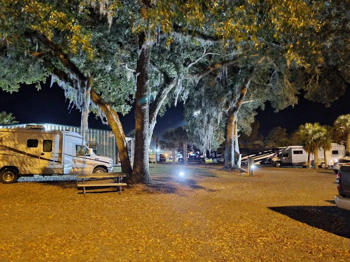 A Stone's Throw RV Park Picture 6