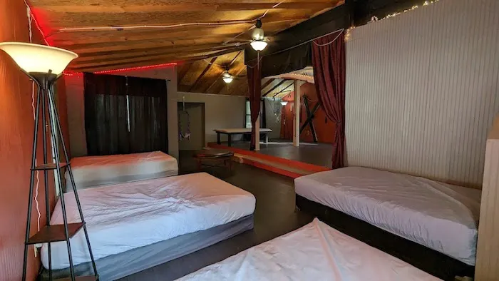 Pandoras Resort Picture 2