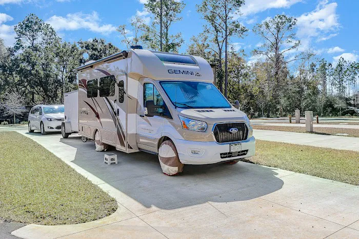 Holley Navarre RV Park Picture 3