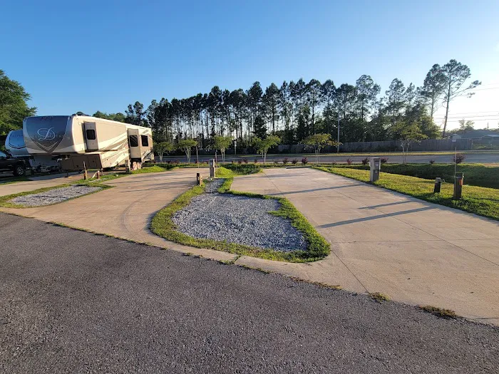 Holley Navarre RV Park Picture 2