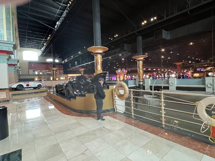 Hollywood Casino RV Park Picture 2