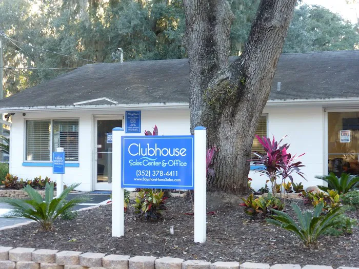 Oak Park Village Manufactured Home Community Picture 6