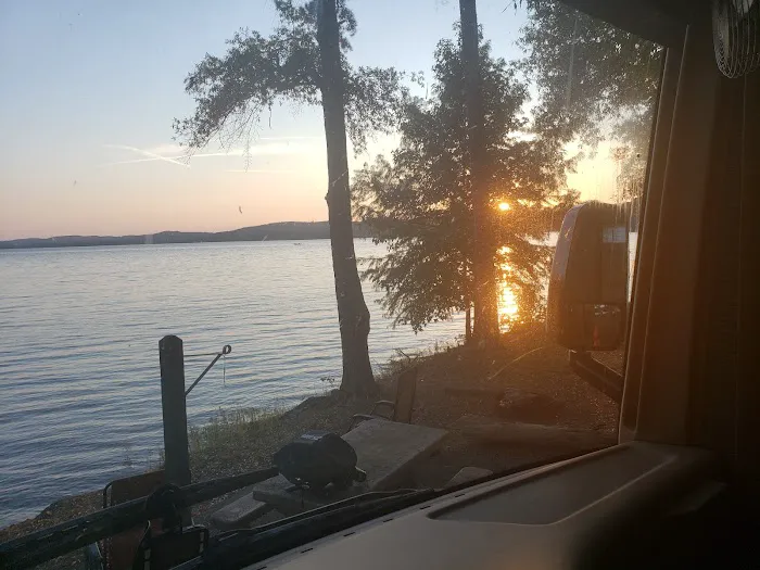 Fooshee Pass Campground Picture 4