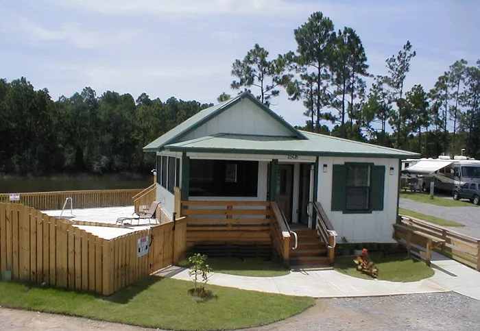 Avalon Landing RV Park Pensacola Picture 9