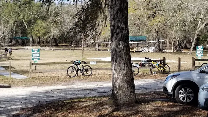 Yellow Jacket RV Resort Picture 4