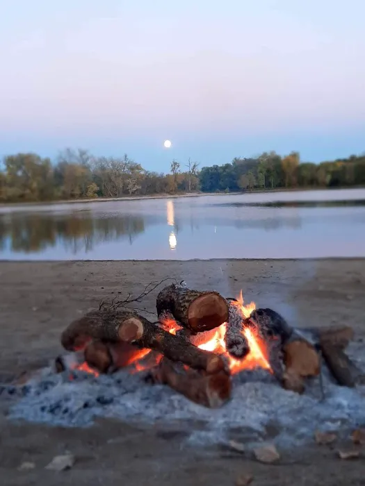 Lazy L Lake Campground Picture 9