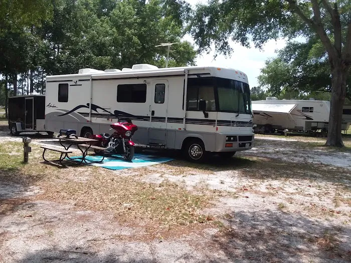 Breezy Acres RV Community Picture 8