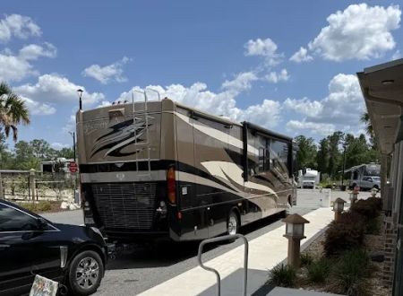 Santa Fe Palms RV Resort