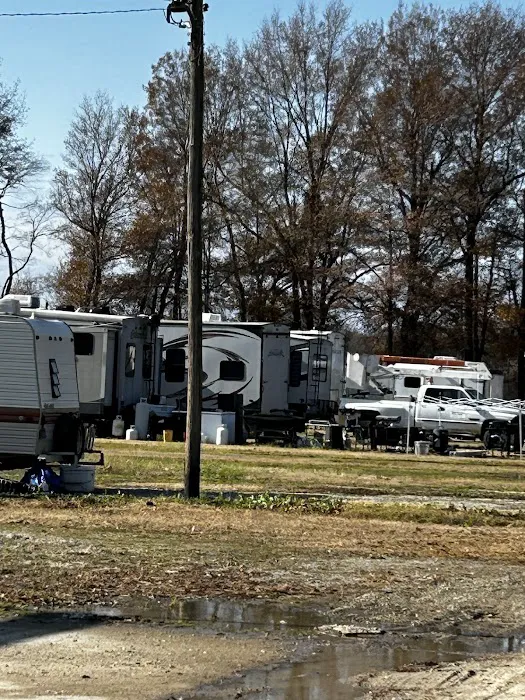 Midway RV Park Picture 2