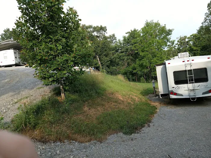 Down Yonder Camp LLC Picture 5