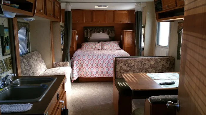 Pensacola Beach RV Resort Picture 7
