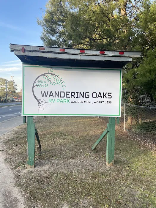 Wandering Oaks RV Park Picture 10