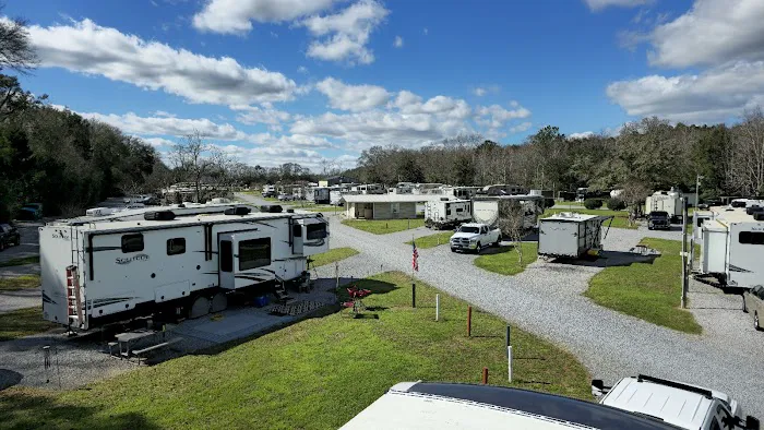 Eagle's Landing RV Park Picture 3