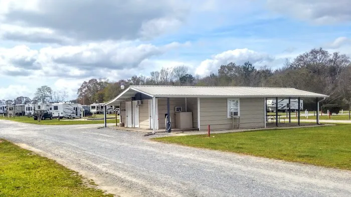 Eagle's Landing RV Park Picture 7