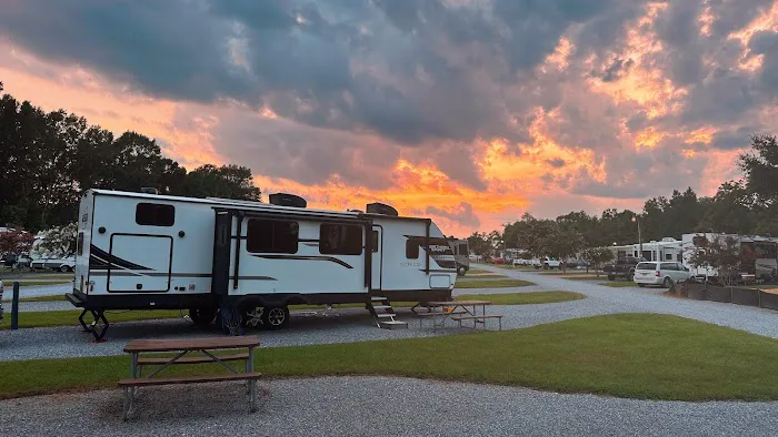Eagle's Landing RV Park Picture 2