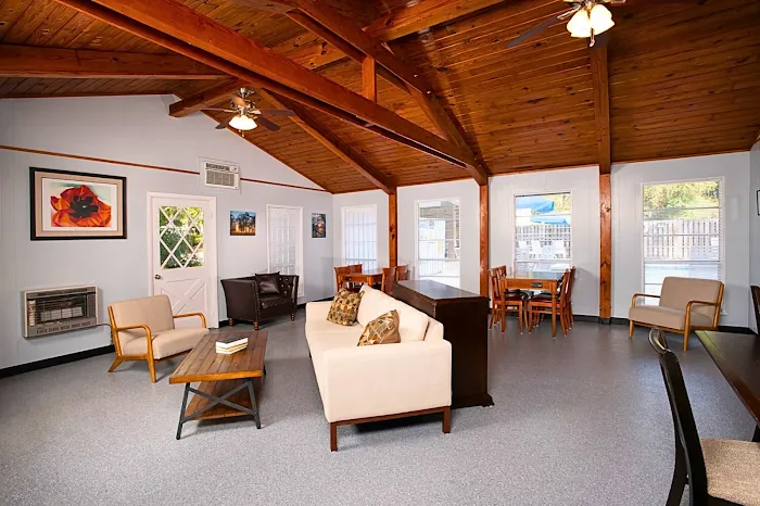 Sunburst RV Resort Picture 10