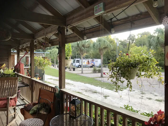 Piddler's Pointe RV Resort And Campground Picture 6