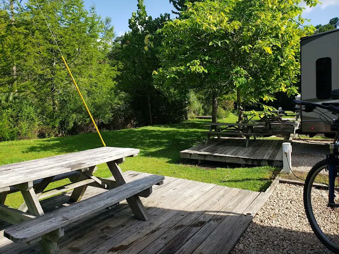 Piddler's Pointe RV Resort And Campground Picture 5