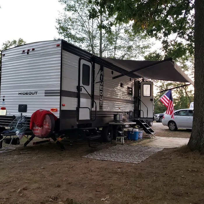 Heart of the Forest RV Park Picture 6