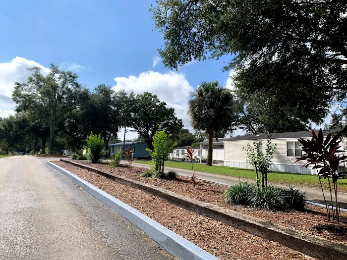 Golden Hills Mobile Home Park Picture 3