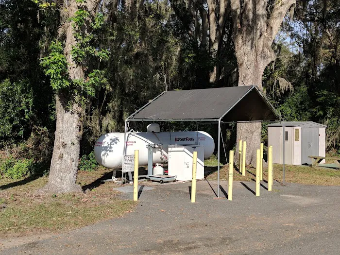 Wandering Oaks RV Park Picture 2