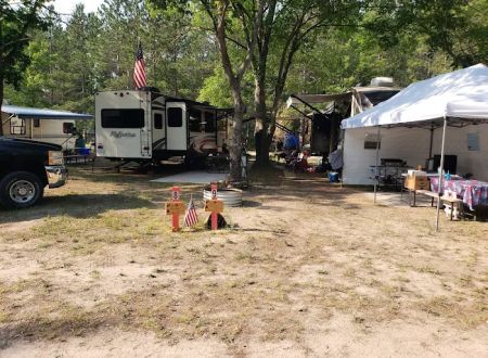 Hankerd's Horseshoe Lake Campground