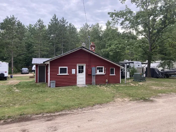 Hankerd's Horseshoe Lake Campground Picture 6