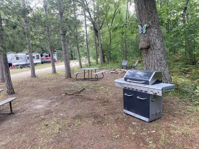 Hankerd's Horseshoe Lake Campground Picture 9